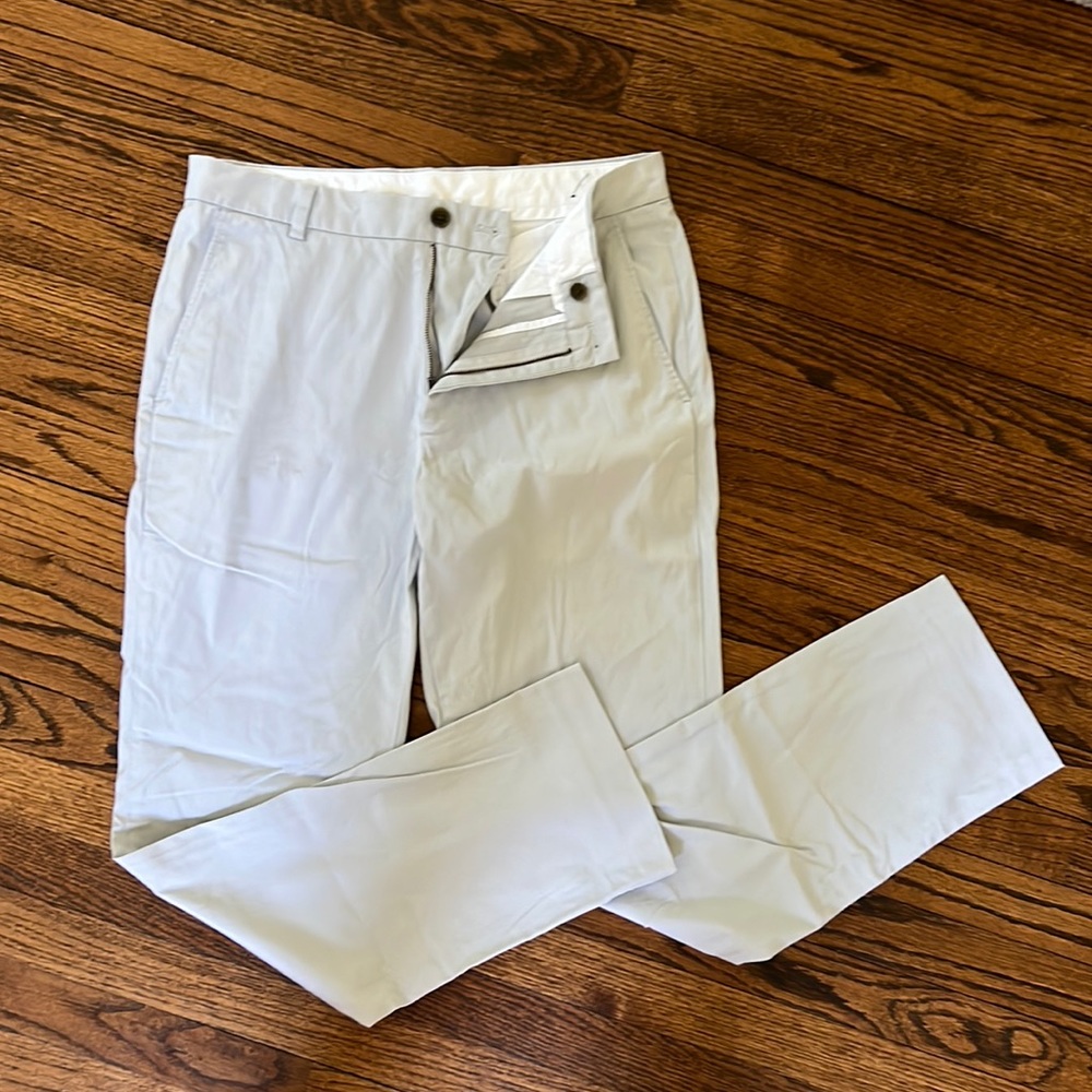 Brooks brothers chinos. Light grey. Slight stretch.